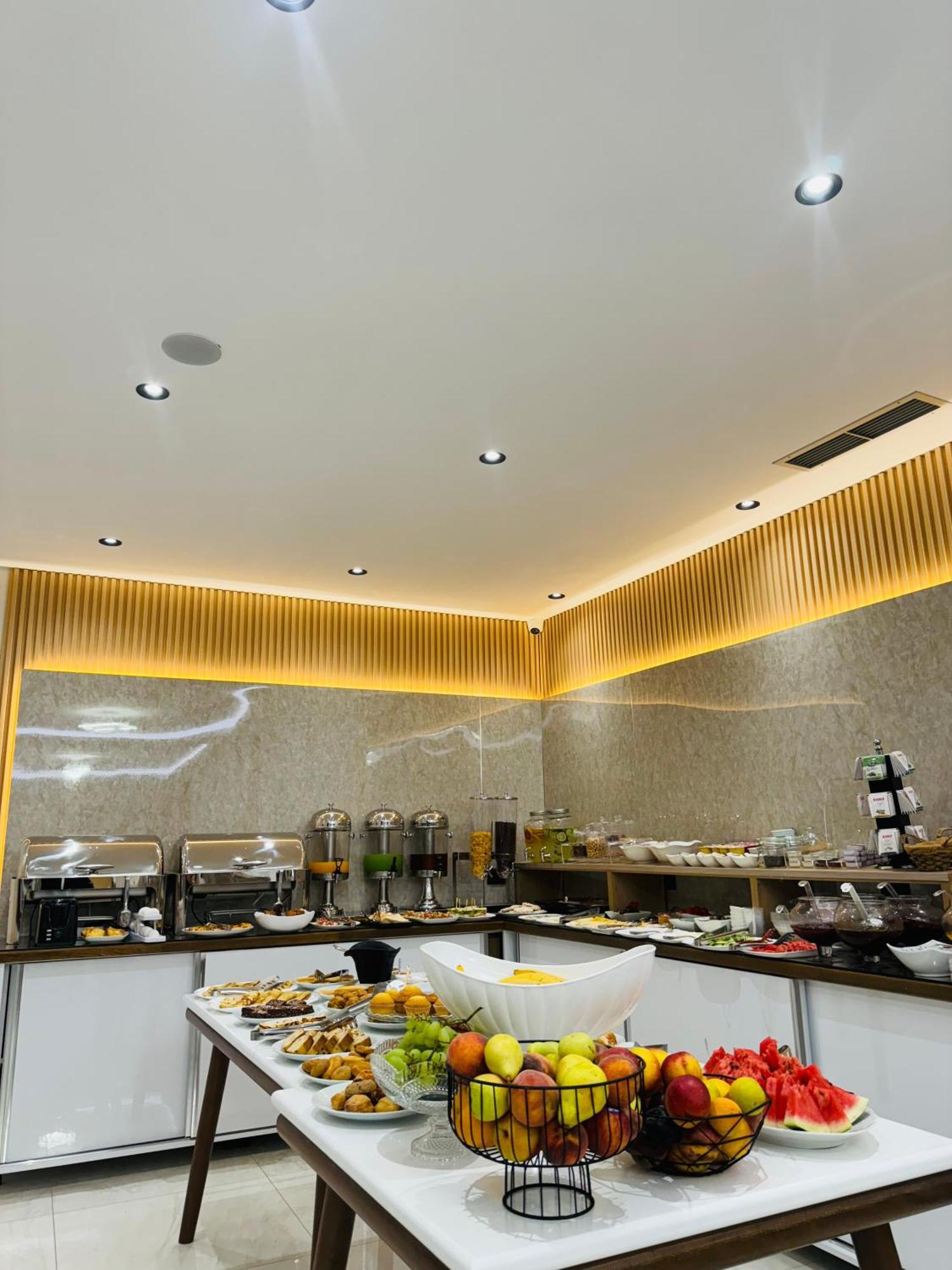 The Lord'S Garden Hotel Ksamil Exterior foto